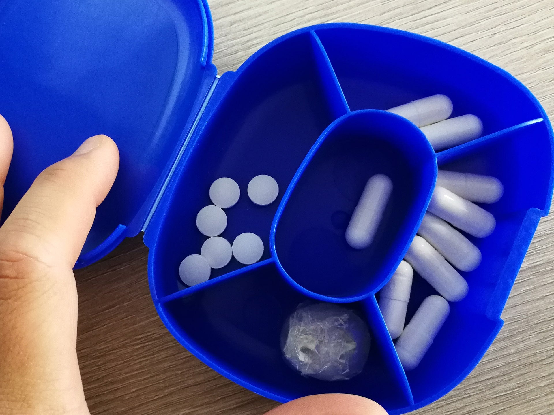 GASPARI NUTRITION - PILBOX BLEU